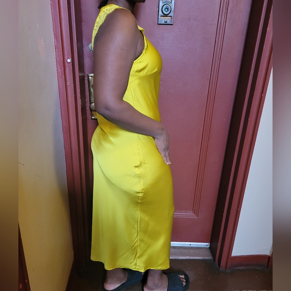 FUTURE COLLECTIVE WOMEN'S YELLOW MAXI SLIP DRESS SIZE M - Picture 3 of 13